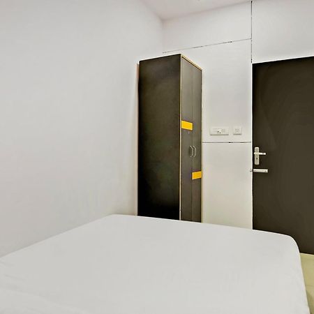 Hotel O North Campus New Delhi Exterior photo