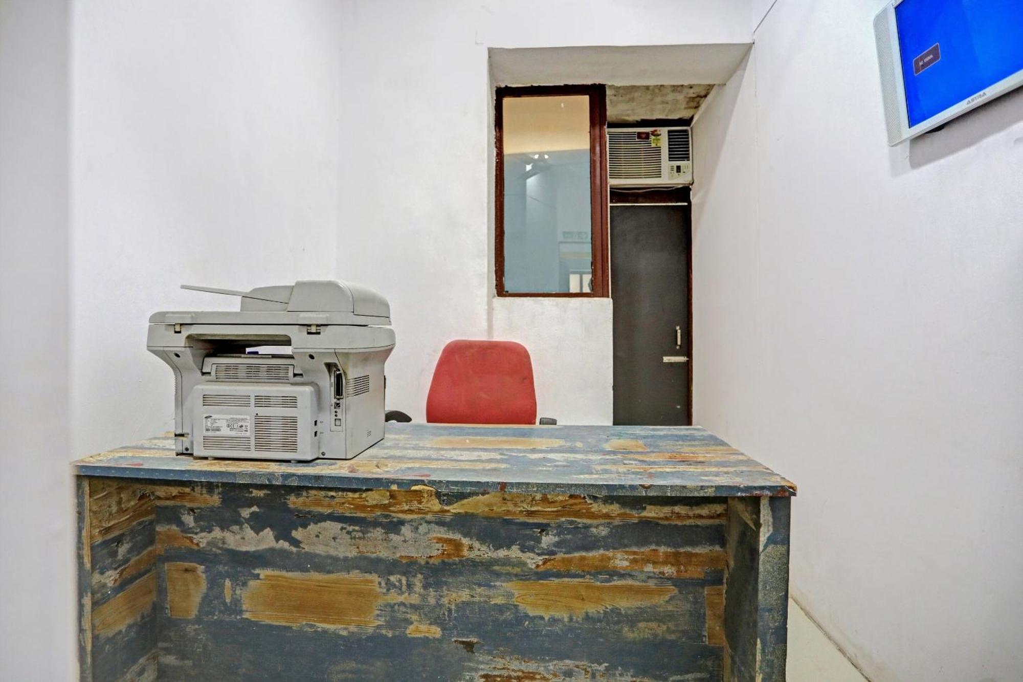 Hotel O North Campus New Delhi Exterior photo