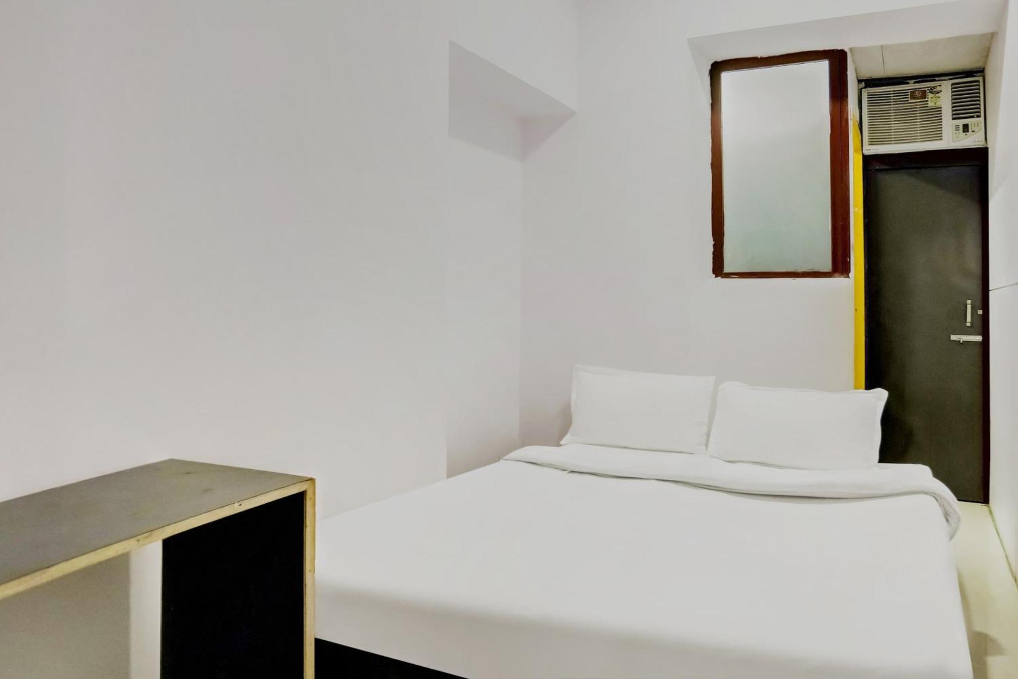 Hotel O North Campus New Delhi Exterior photo